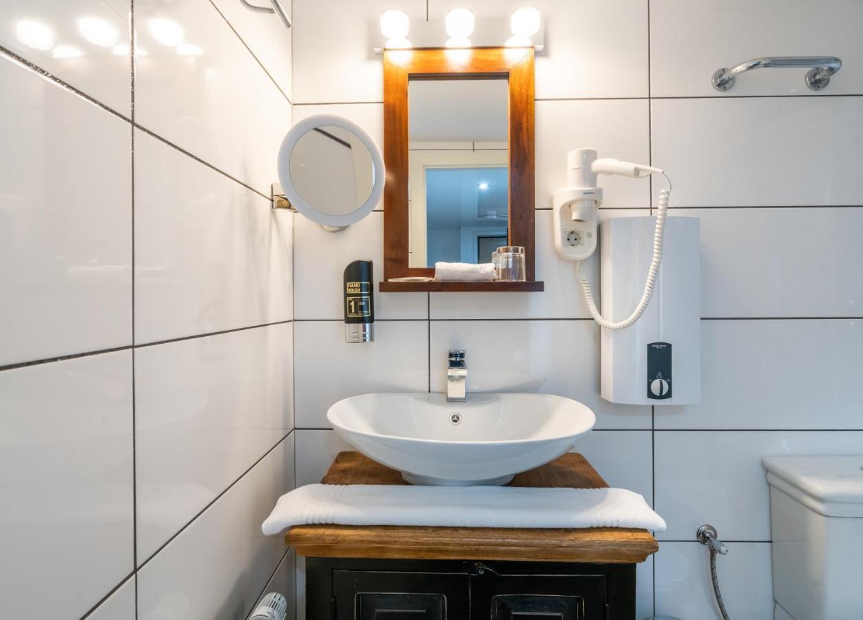 Risa Hotels - Landgasthaus Zum Kreuz Gaggenau Bagian luar foto